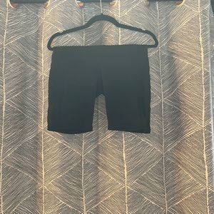 Fabletics 9” shorts